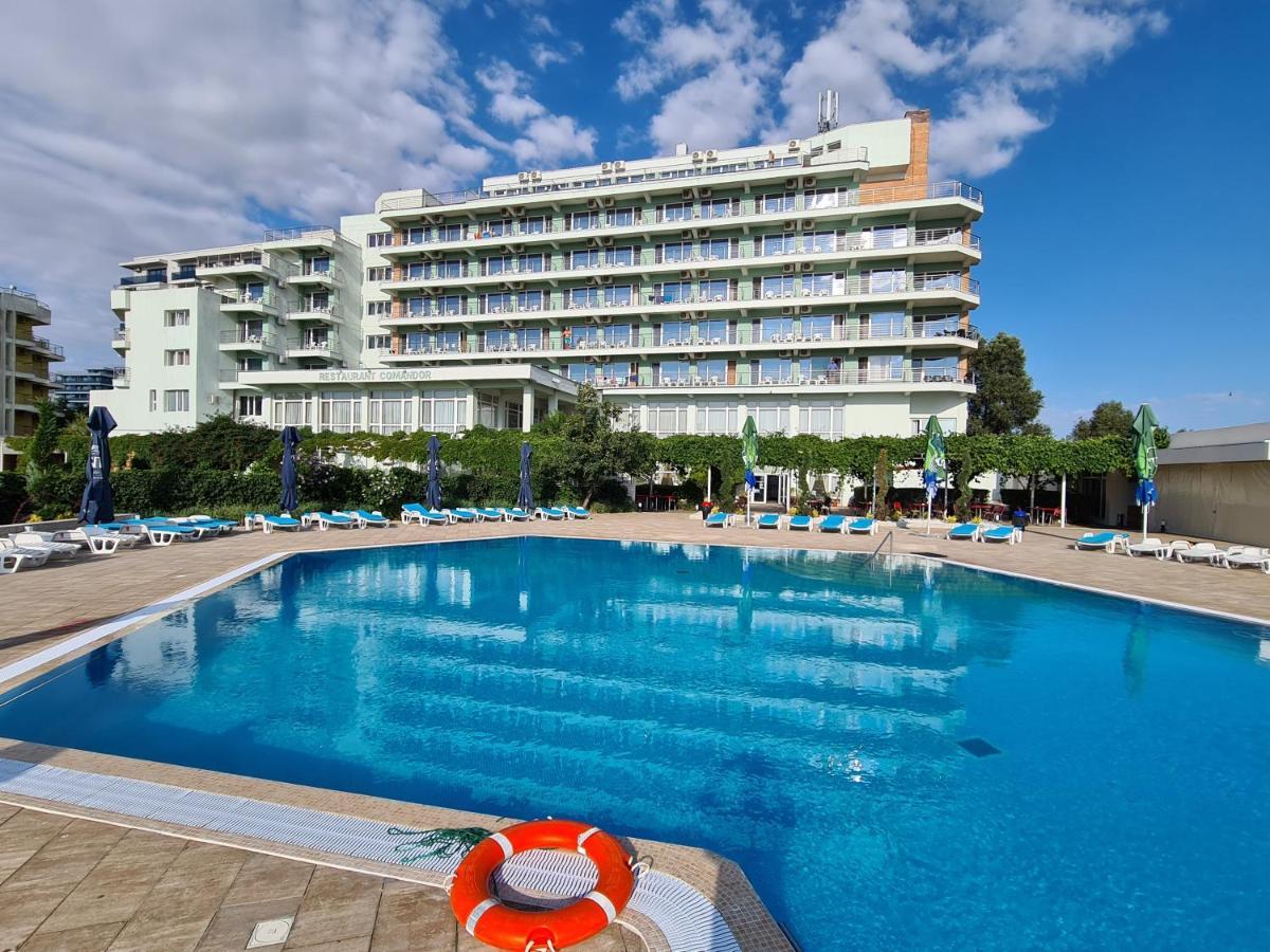 Hotel Comandor Мамая Екстер'єр фото