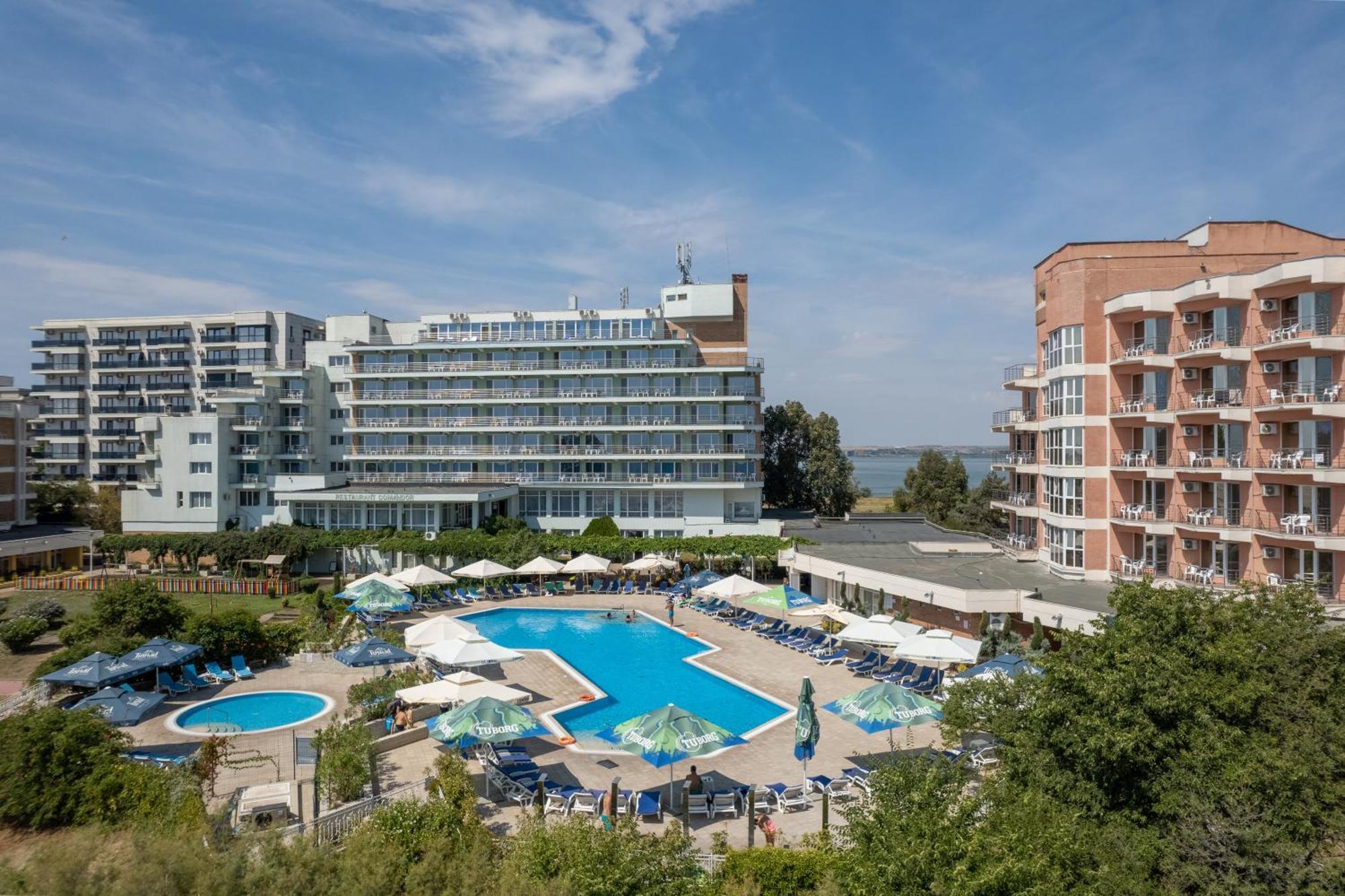 Hotel Comandor Мамая Екстер'єр фото