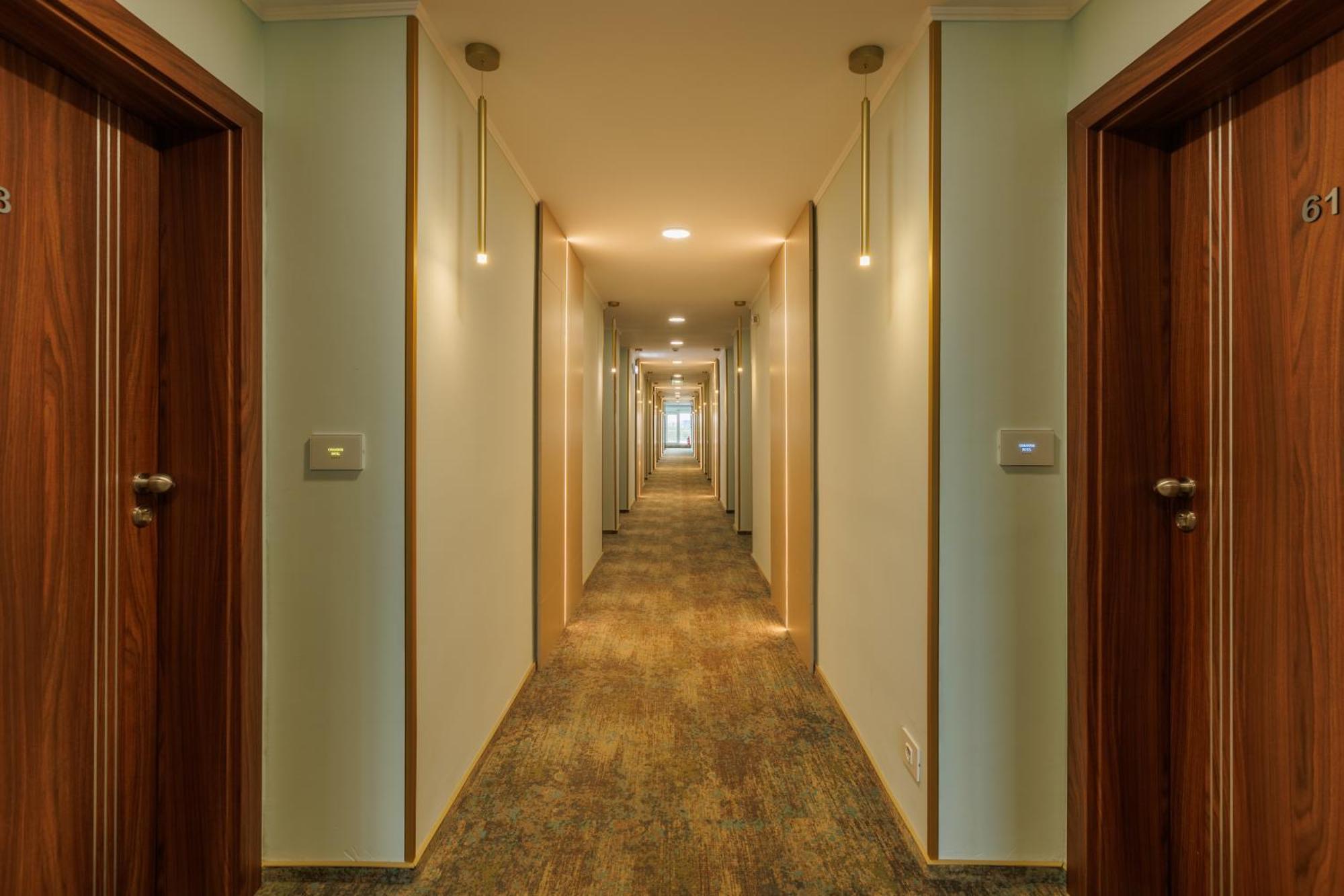 Hotel Comandor Мамая Екстер'єр фото