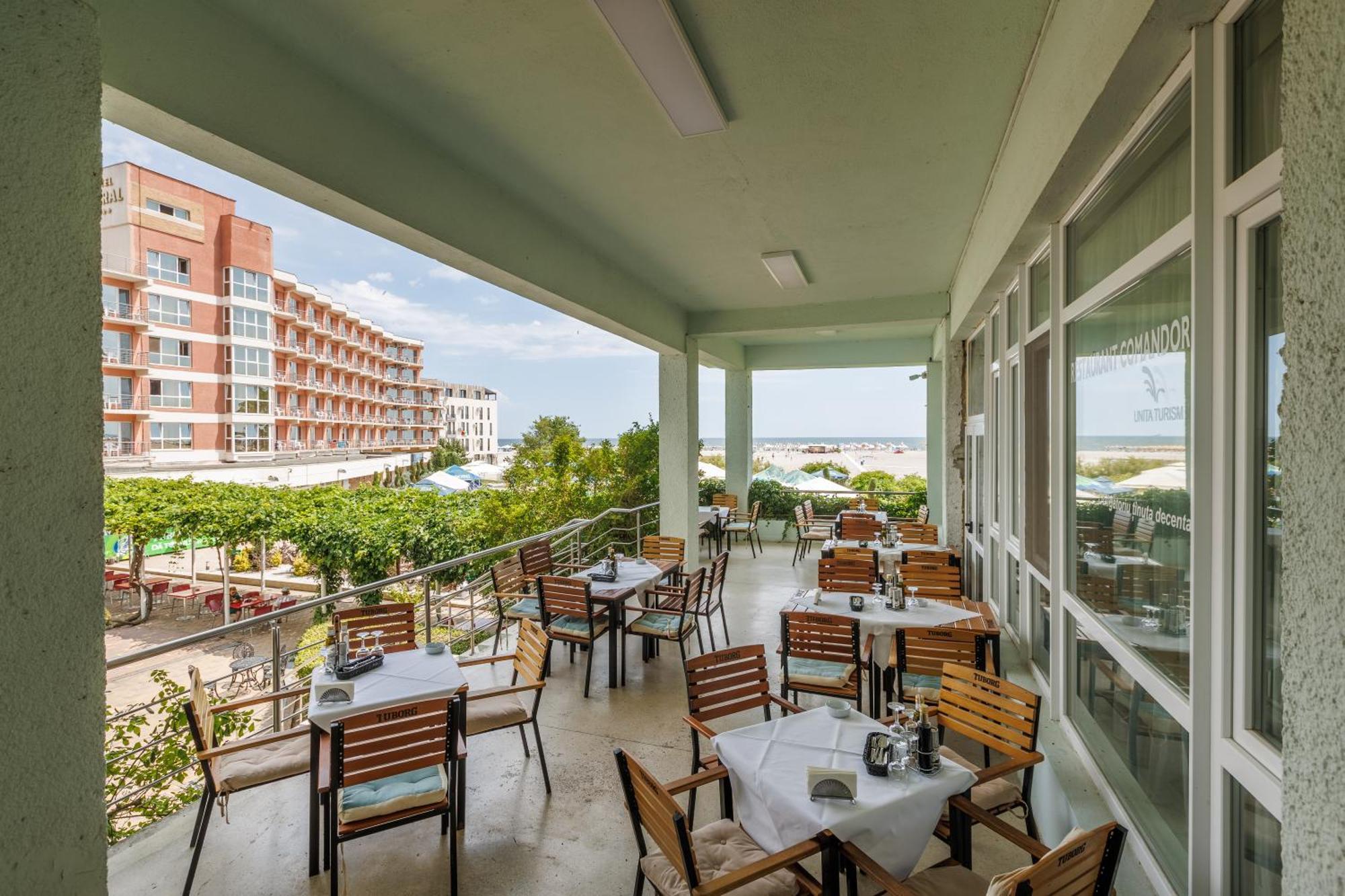 Hotel Comandor Мамая Екстер'єр фото