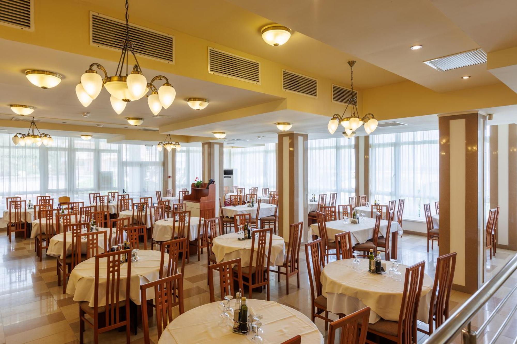 Hotel Comandor Мамая Екстер'єр фото